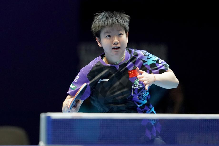 开云APP-孙颖莎王曼昱王艺迪各拿一分 中国3-0进女团四强